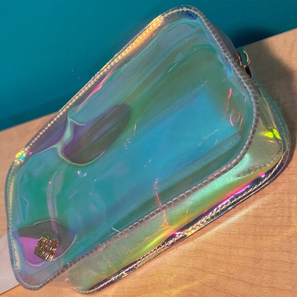 Kendra Scott Handbags - Kendra Scott iridescent belt bag